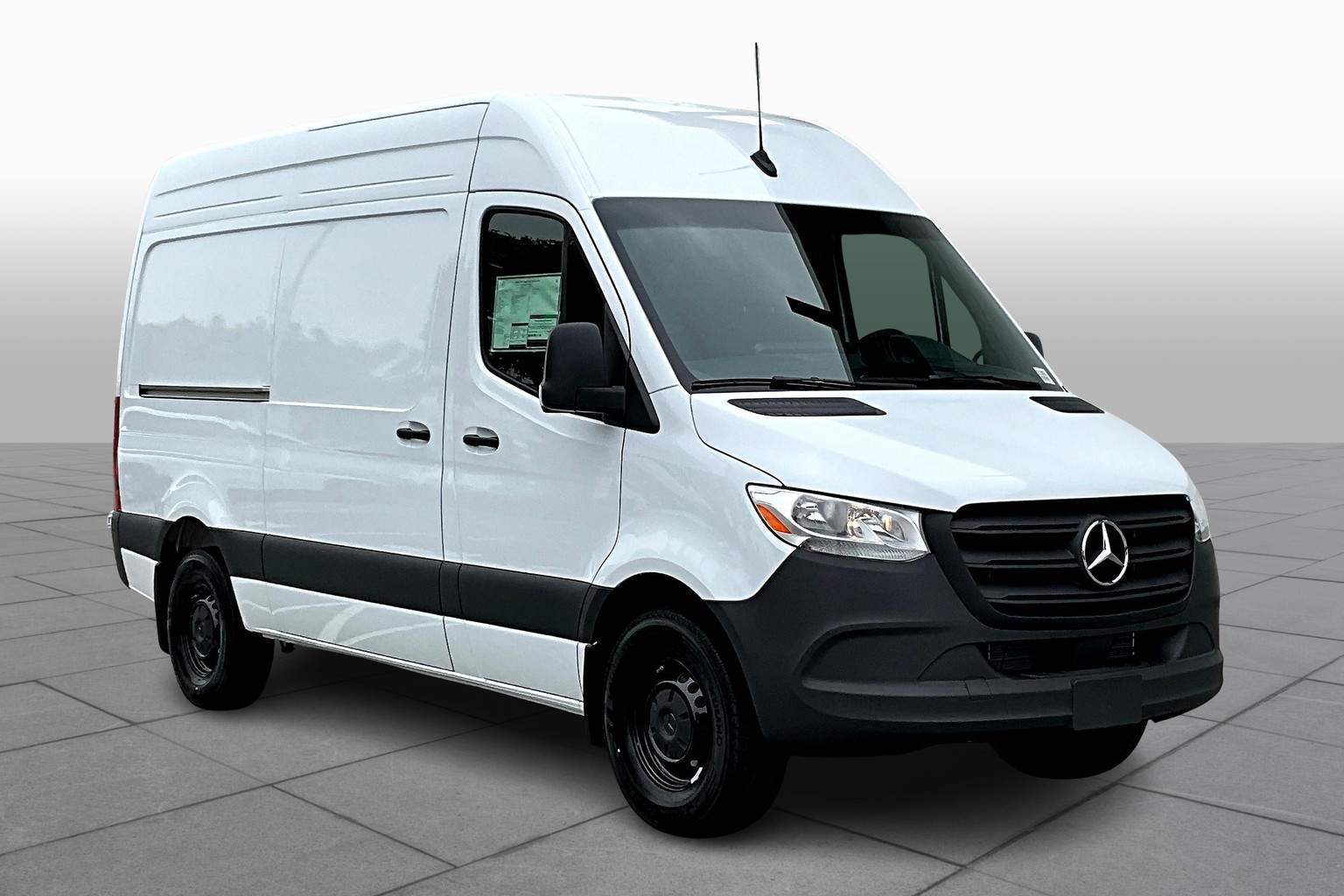 Sprinter Cargo Van 2500 w/144-Inch Wheelbase