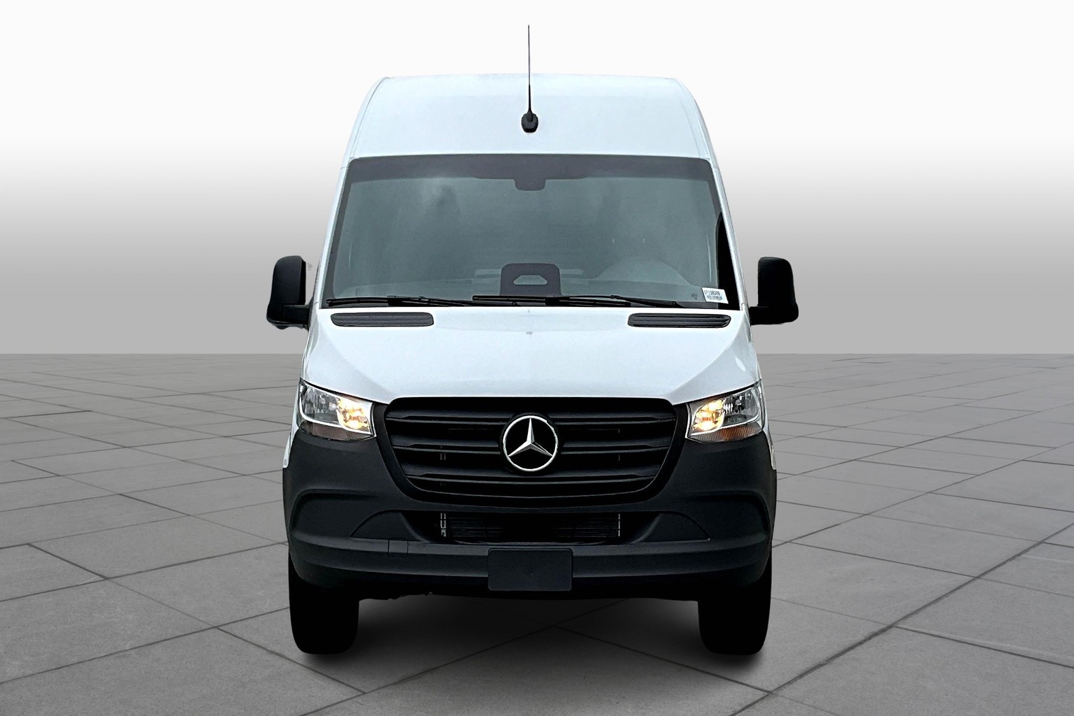 Sprinter Cargo Van 2500 w/144-Inch Wheelbase
