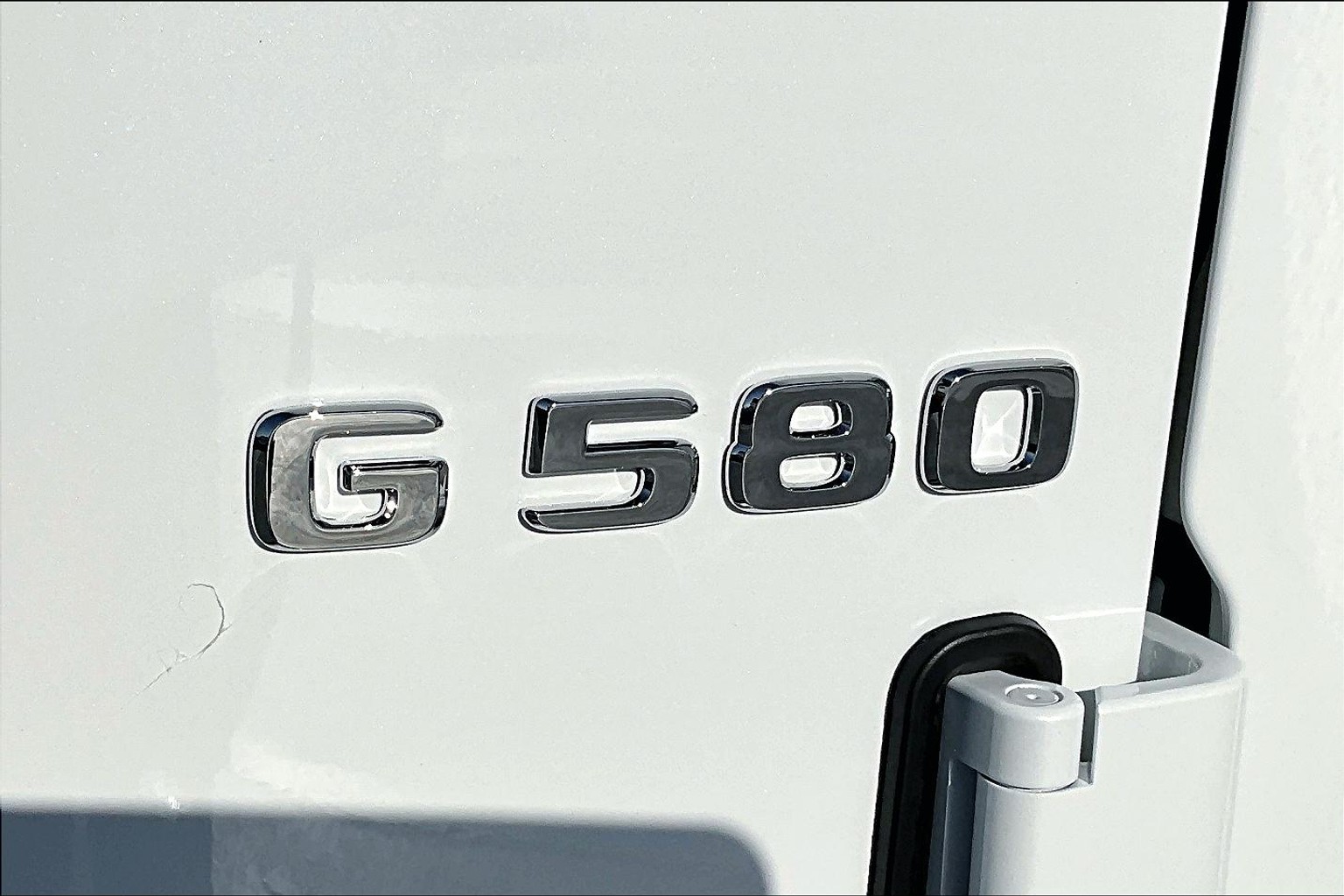 G 580 with EQ SUV
