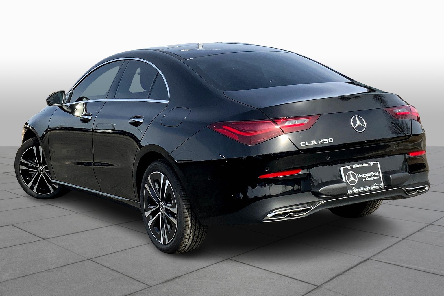 2025 Mercedes Benz CLA 250 photo 4