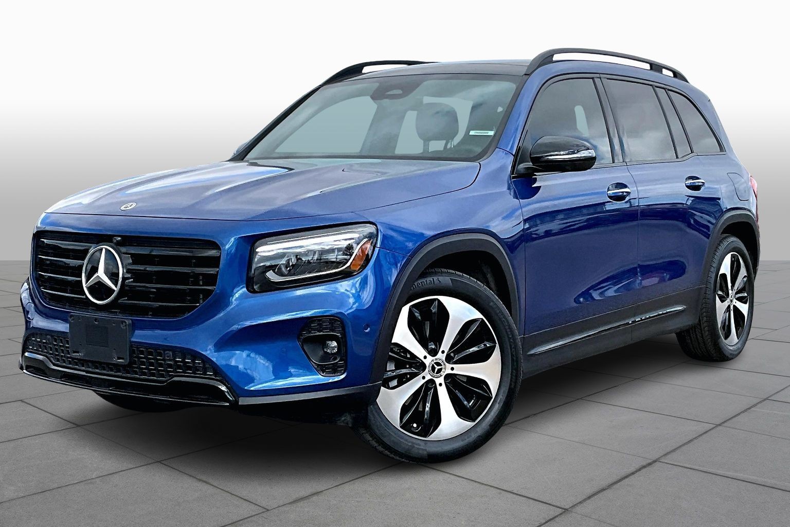 2025 Mercedes-Benz GLB Base