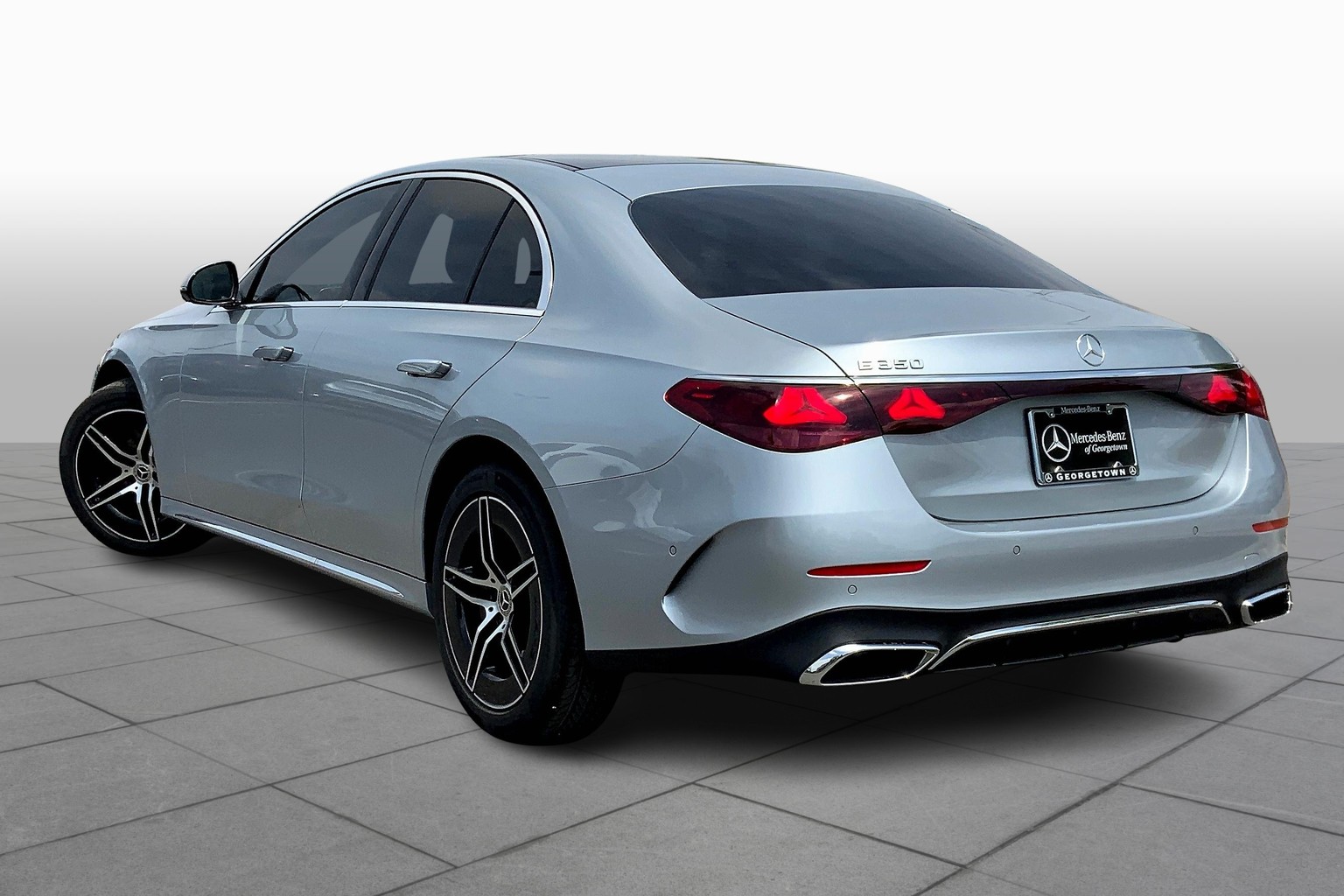 2025 Mercedes Benz E 350 Sedan photo 3