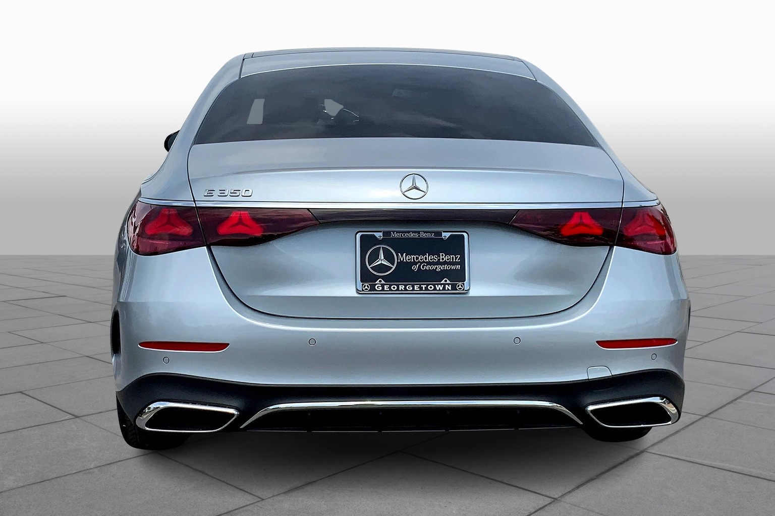 2025 Mercedes Benz E 350 Sedan photo 4