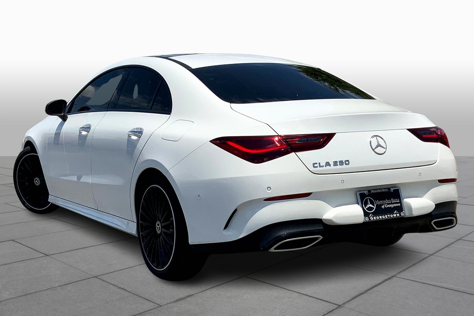 2025 Mercedes Benz CLA 250 photo 4