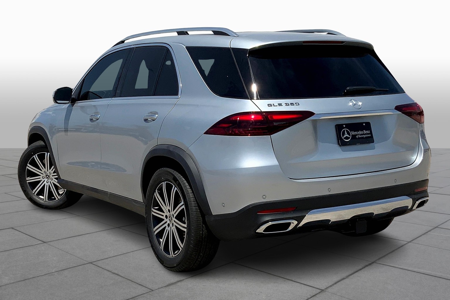 2025 Mercedes Benz GLE 350 4MATIC photo 4