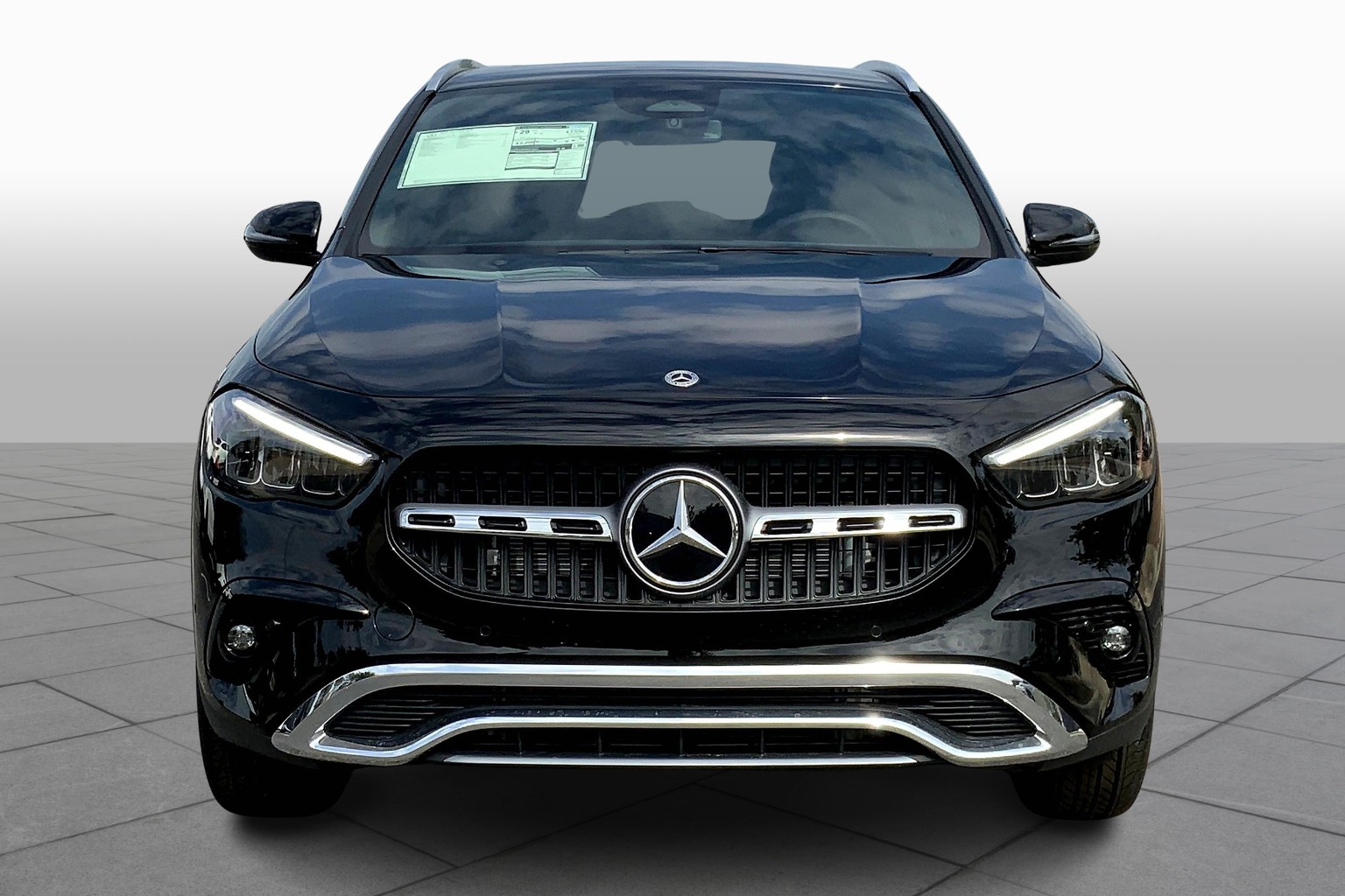 2025 Mercedes Benz GLA 250 photo 3