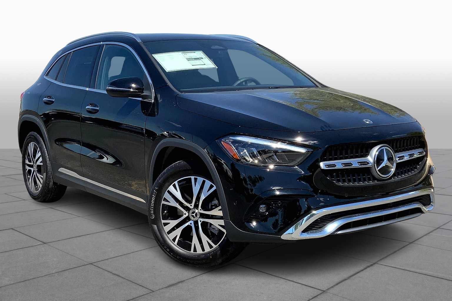 2025 Mercedes Benz GLA 250 photo 2