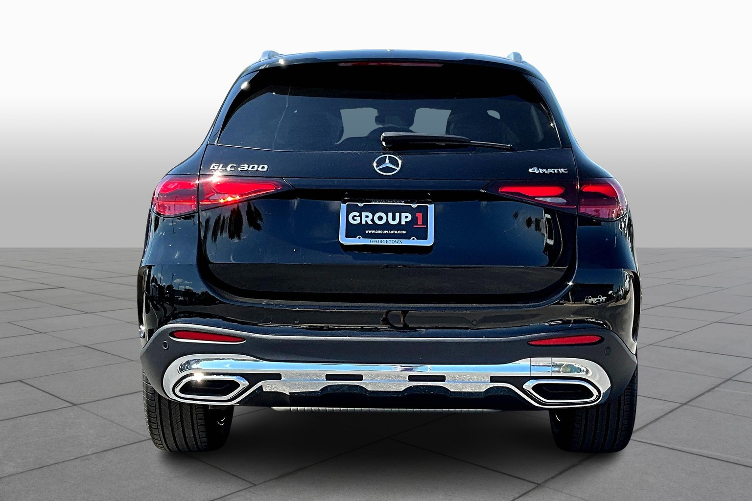 2026 Mercedes Benz GLS 4MATIC AMG photo 4