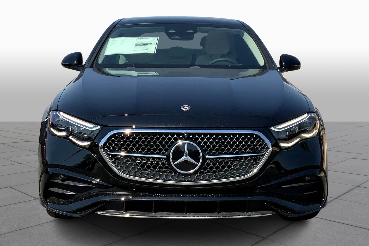 2025 Mercedes Benz E 350 4MATIC Sedan photo 3