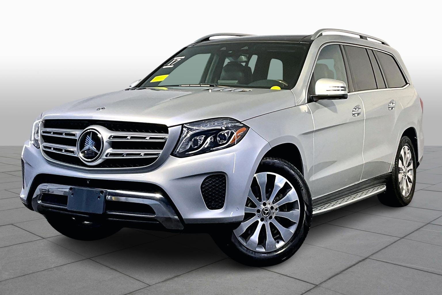 2017 Mercedes-Benz GLS-Class GLS450's photo