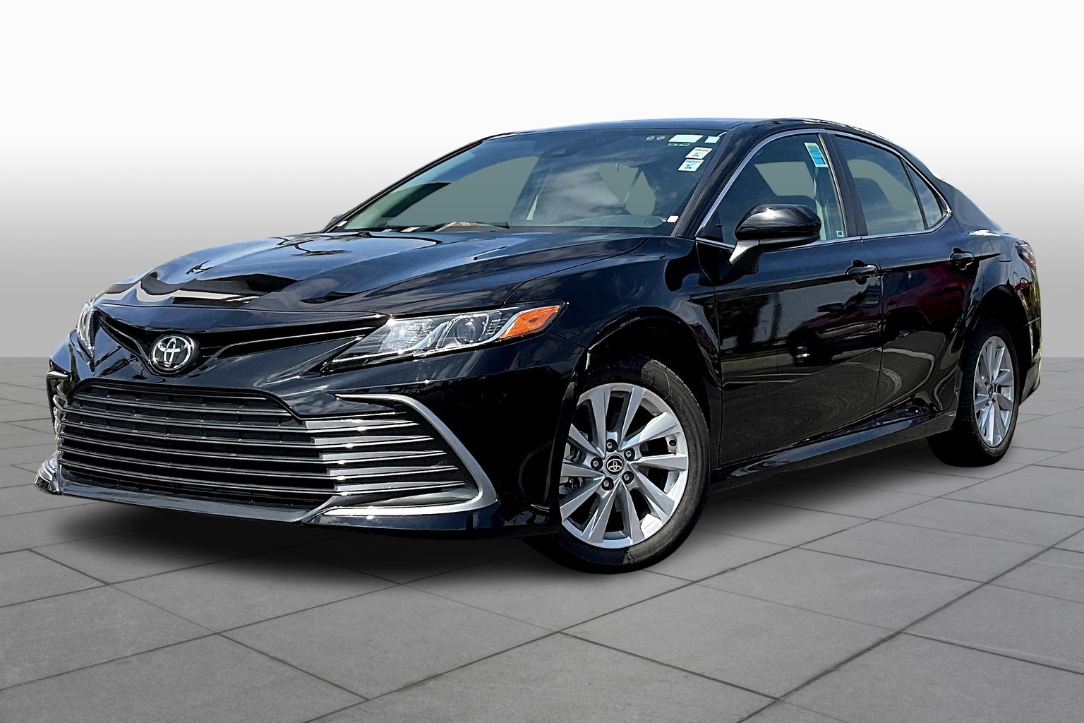 Camry LE
