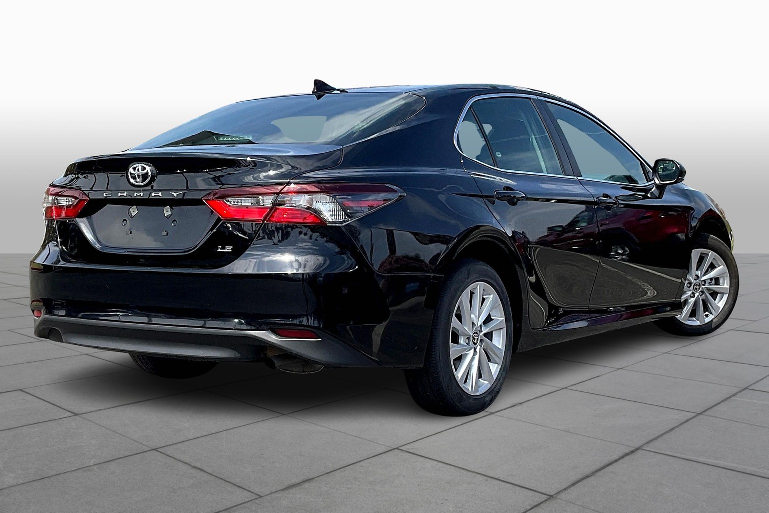 Camry LE