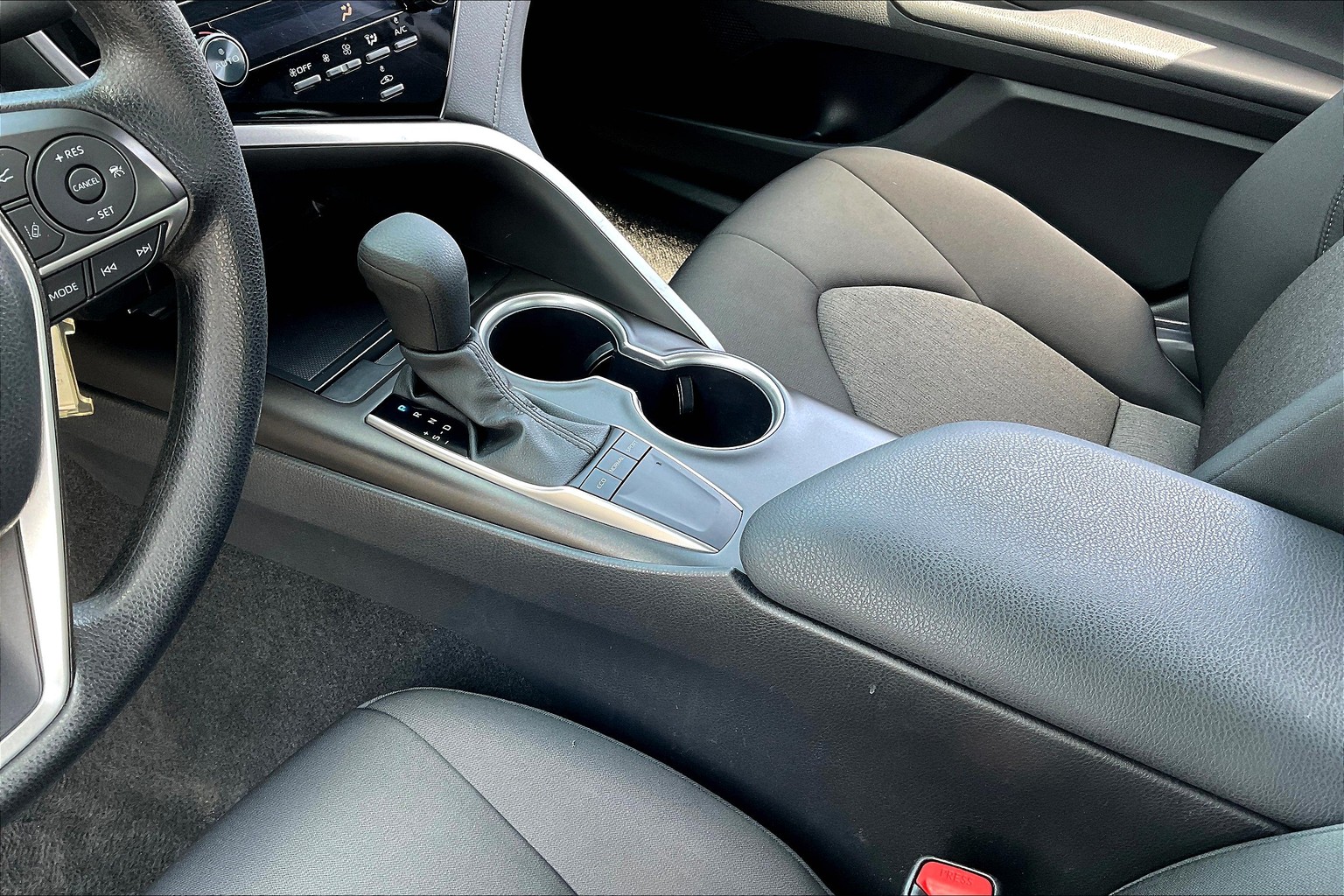 Camry LE