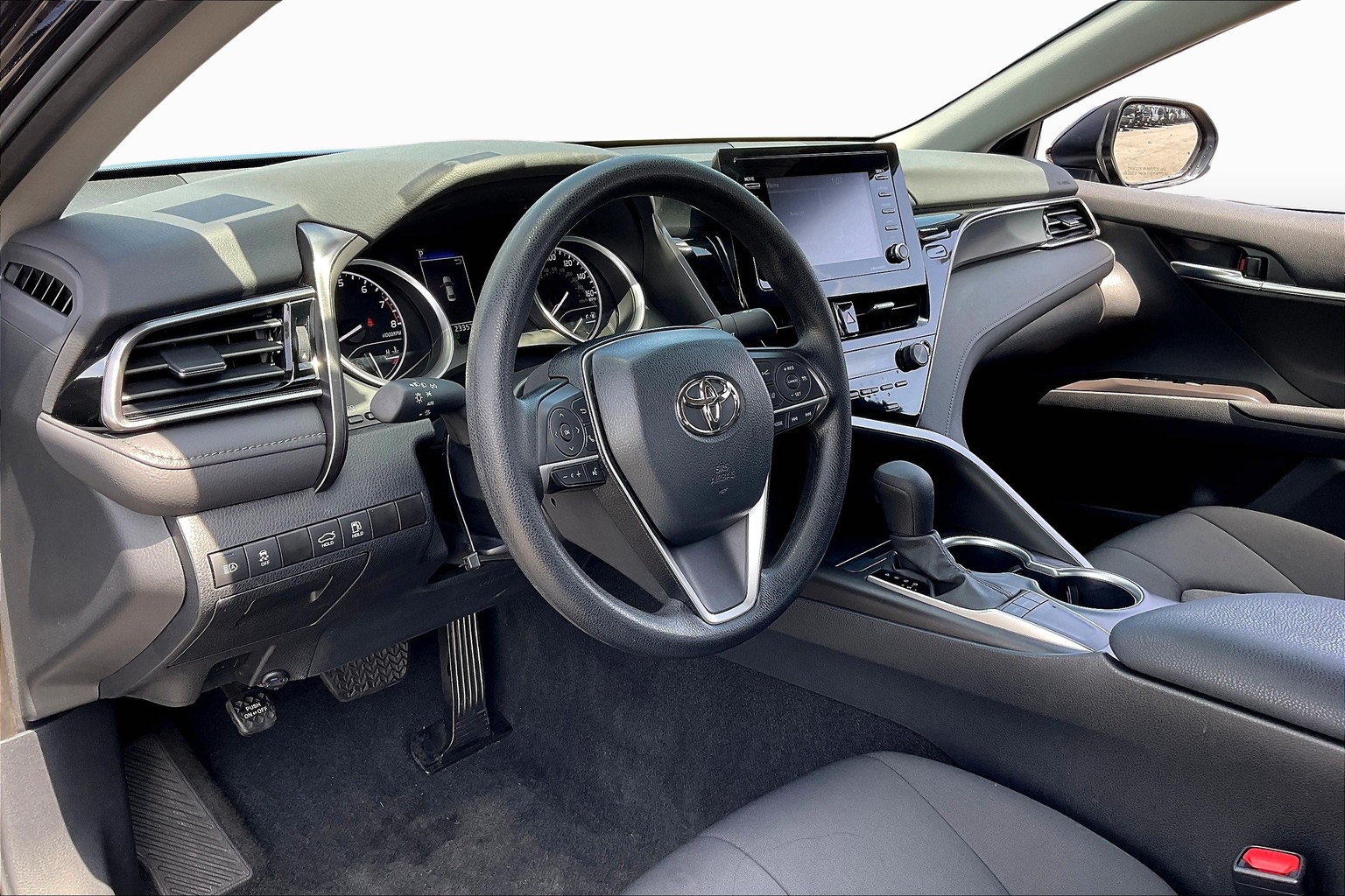 Camry LE