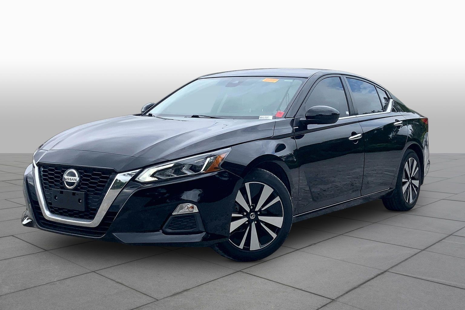 2020 Nissan Sentra SR CVT's photo