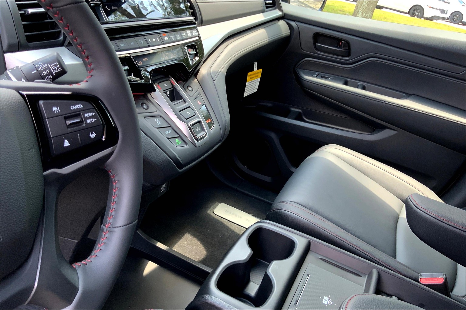 2026 Honda Odyssey Sport L - Photo 7