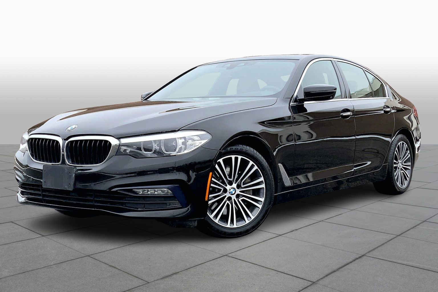 2017 BMW 5 Series 530i