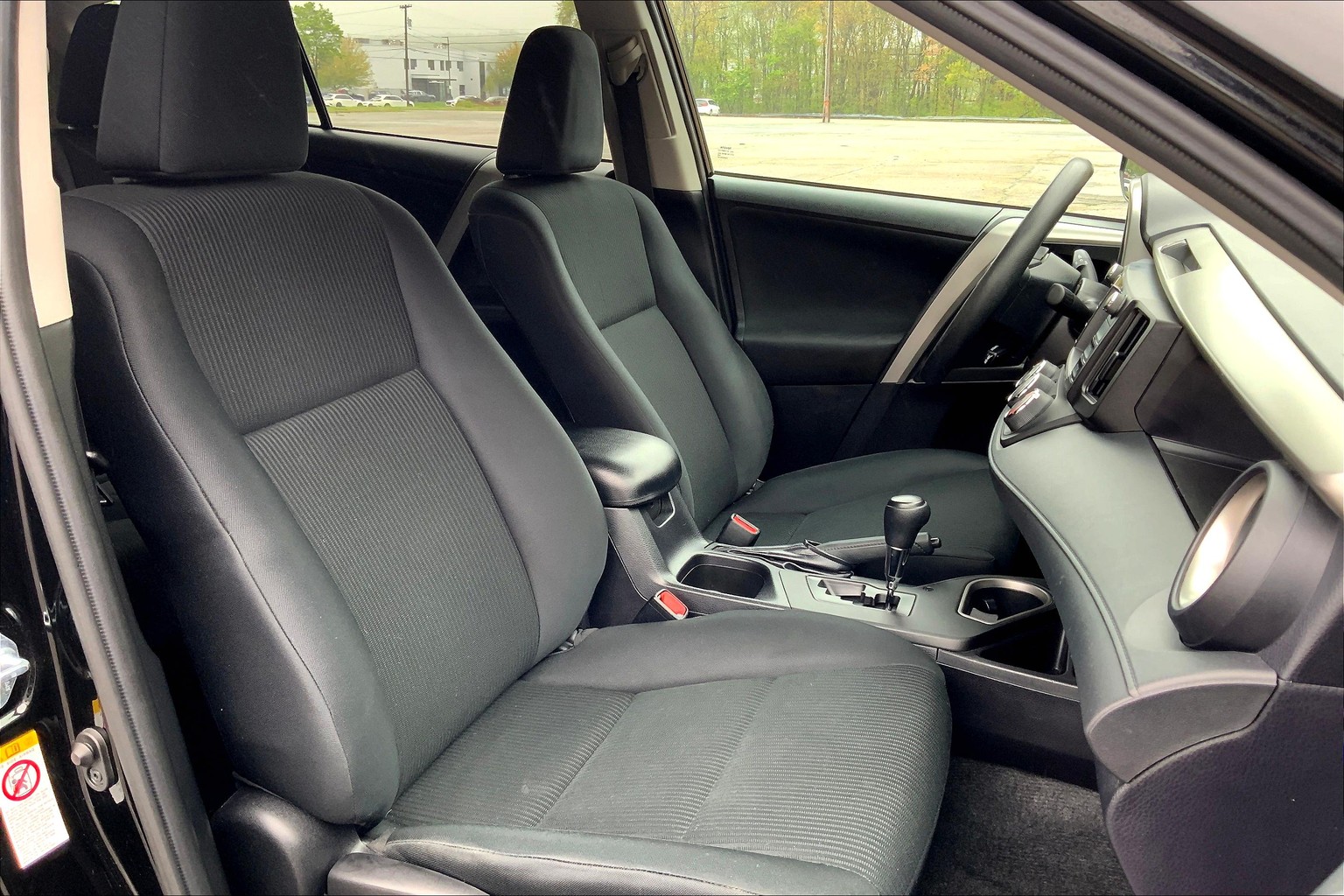 RAV4 LE