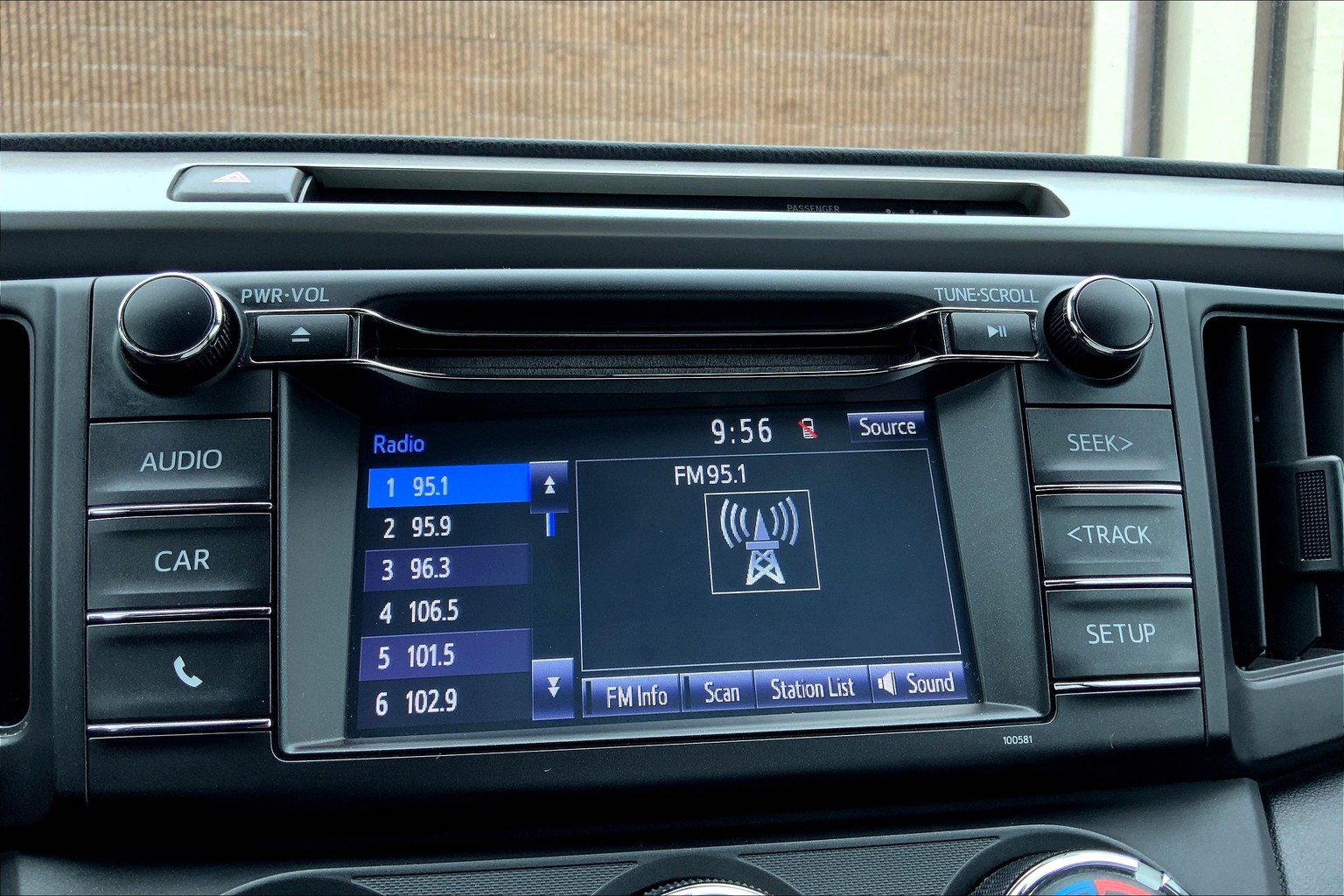 RAV4 LE