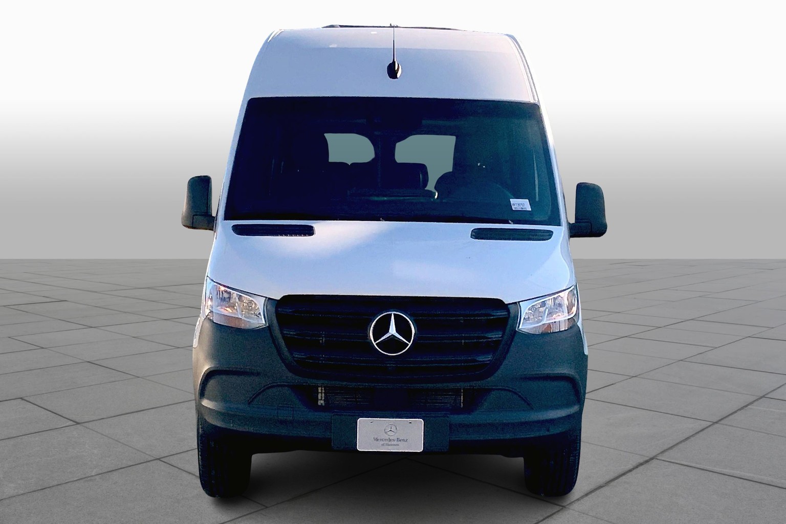 Sprinter Passenger Van 2500 High Roof w/144-inch WB