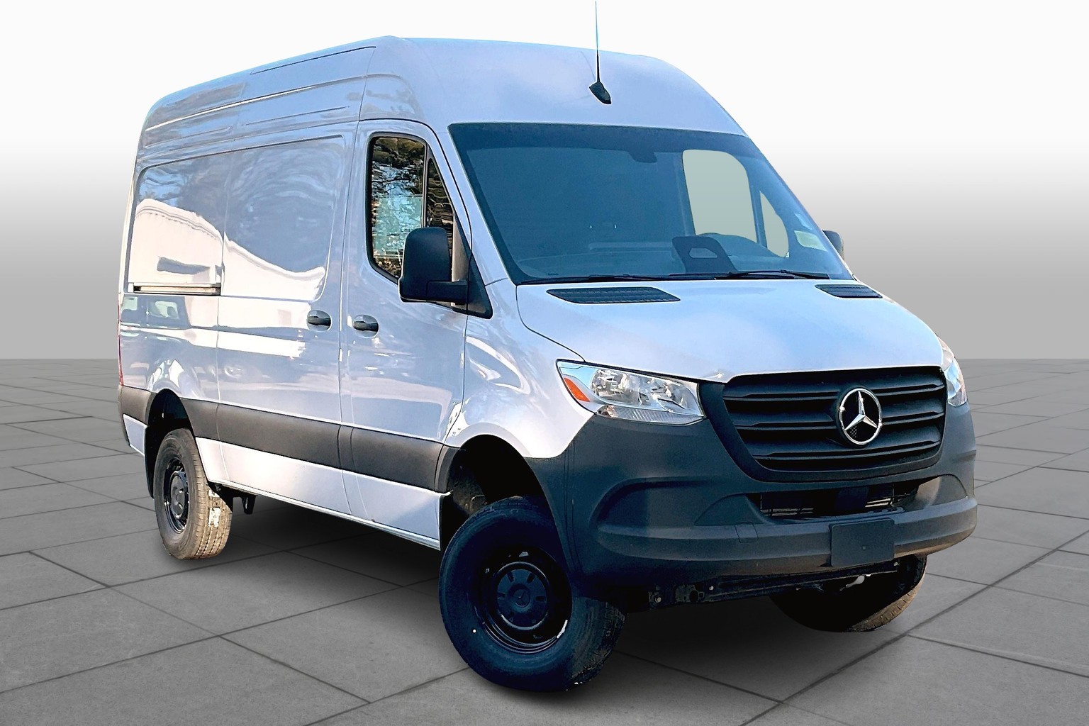 Sprinter Cargo Van 2500 w/144-Inch Wheelbase