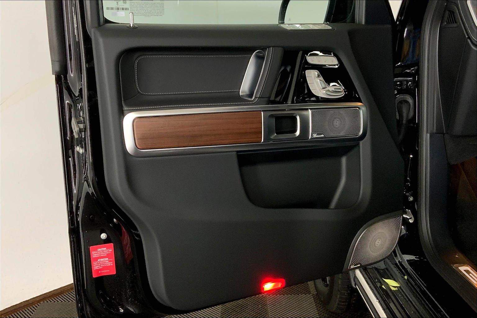 G 580 with EQ SUV