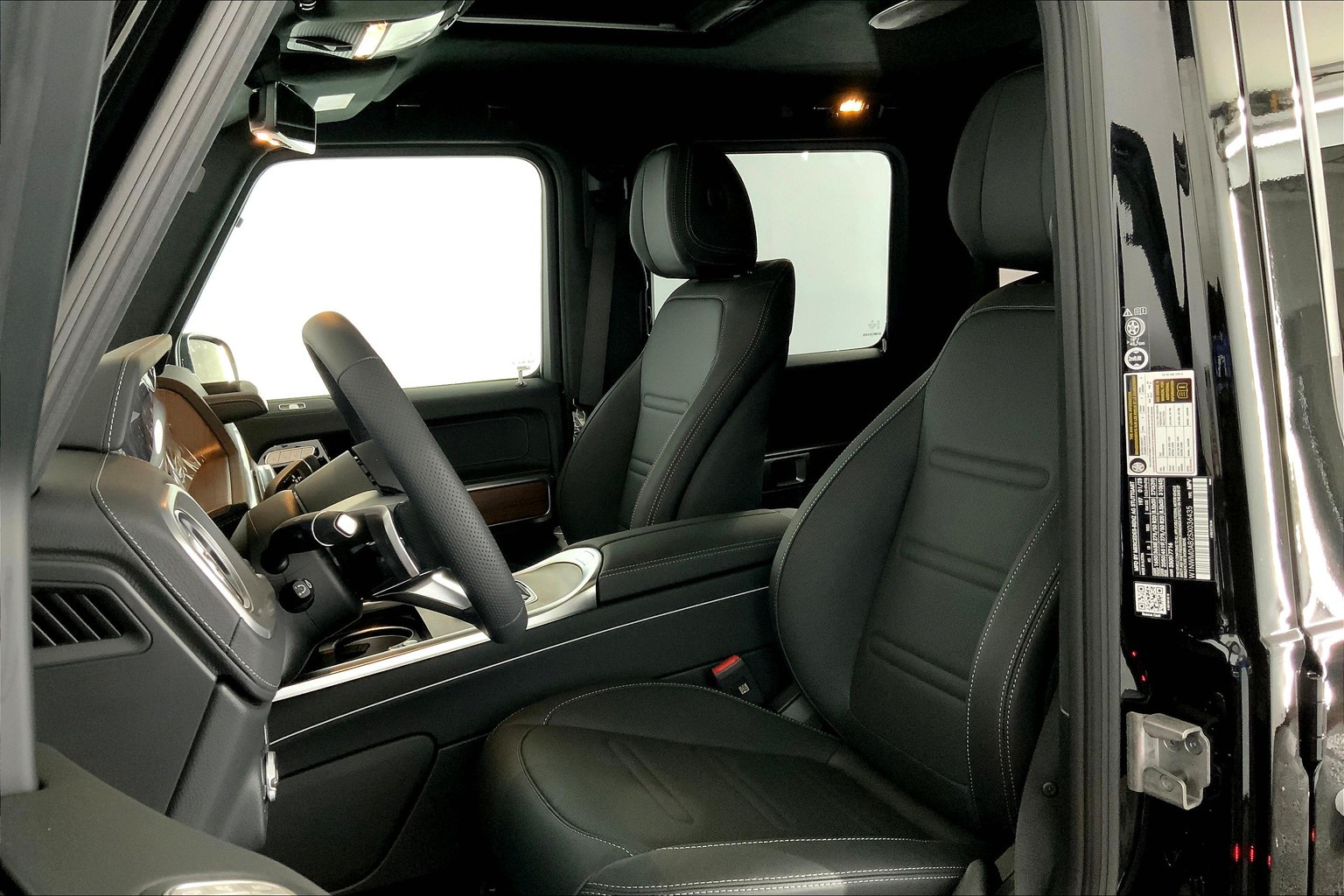 G 580 with EQ SUV