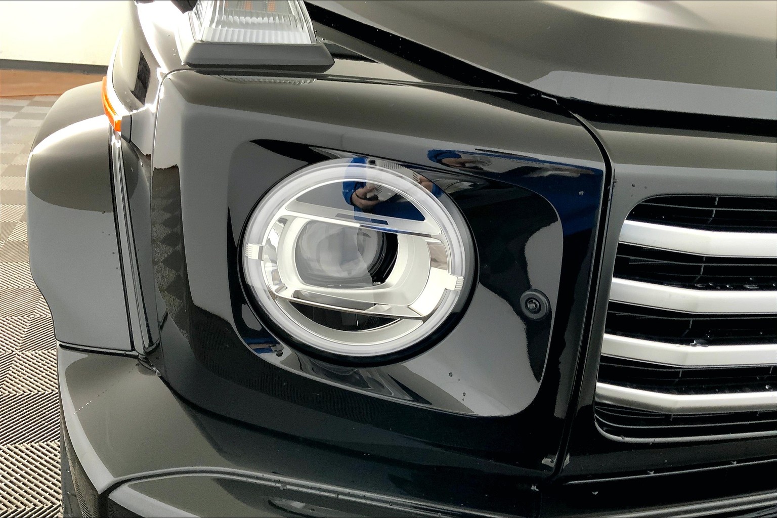 G 580 with EQ SUV