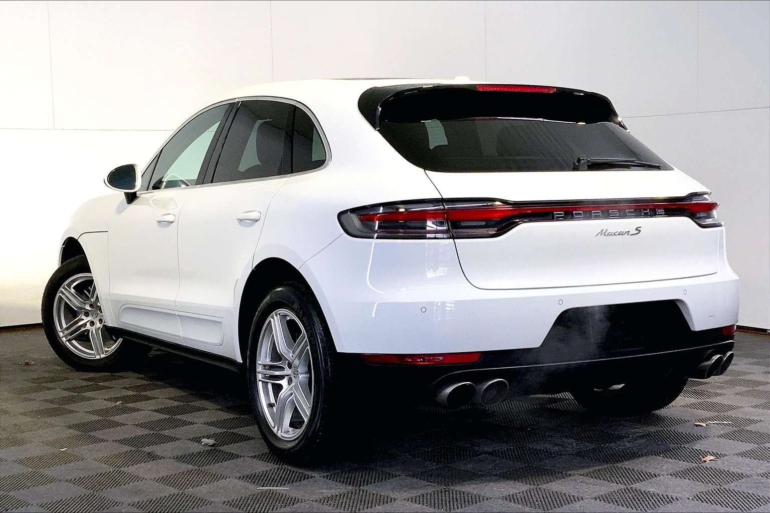 Macan S