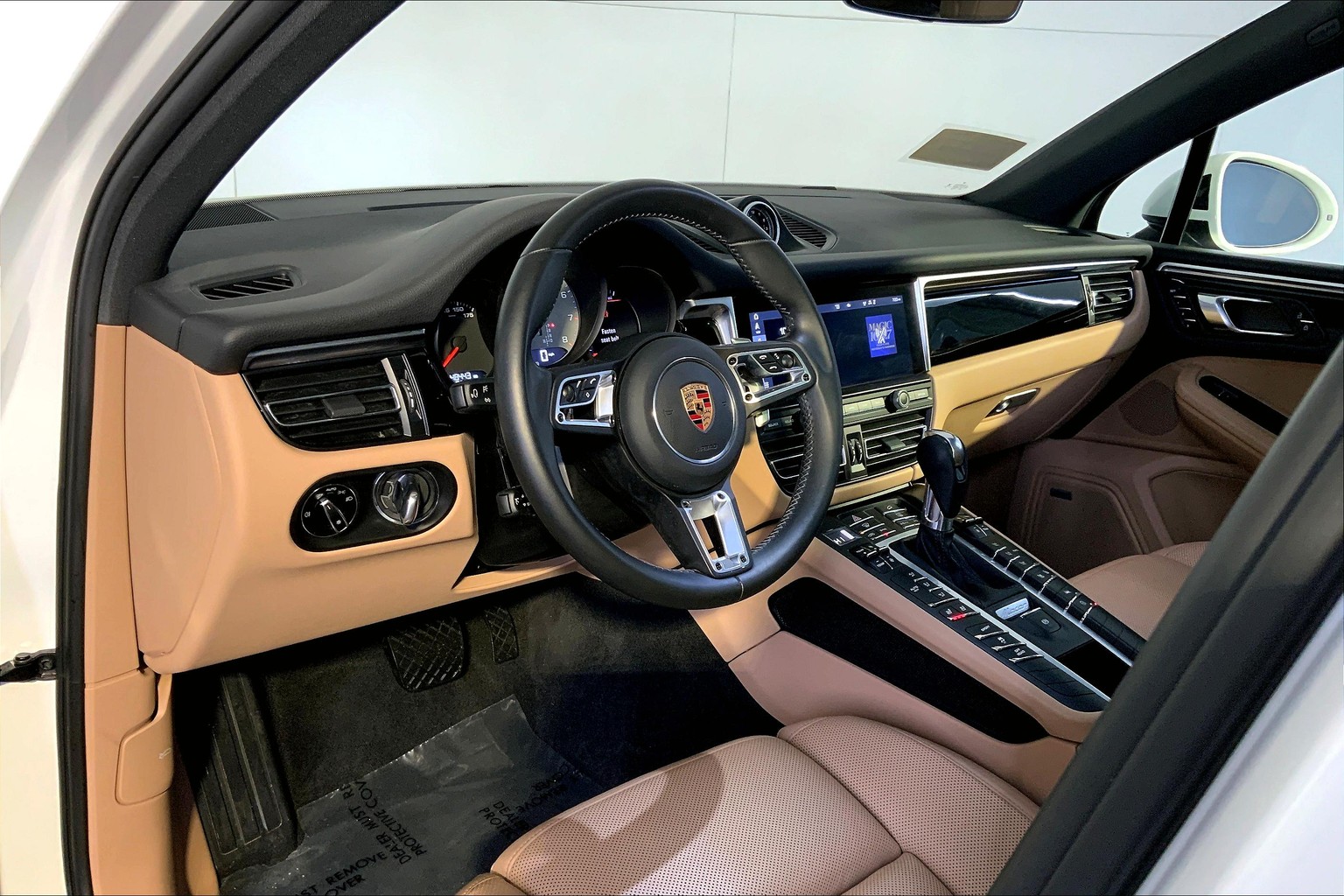 Macan S
