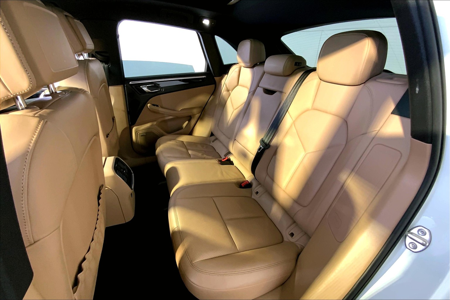 Macan S