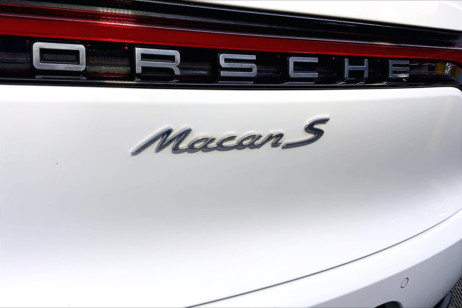 Macan S