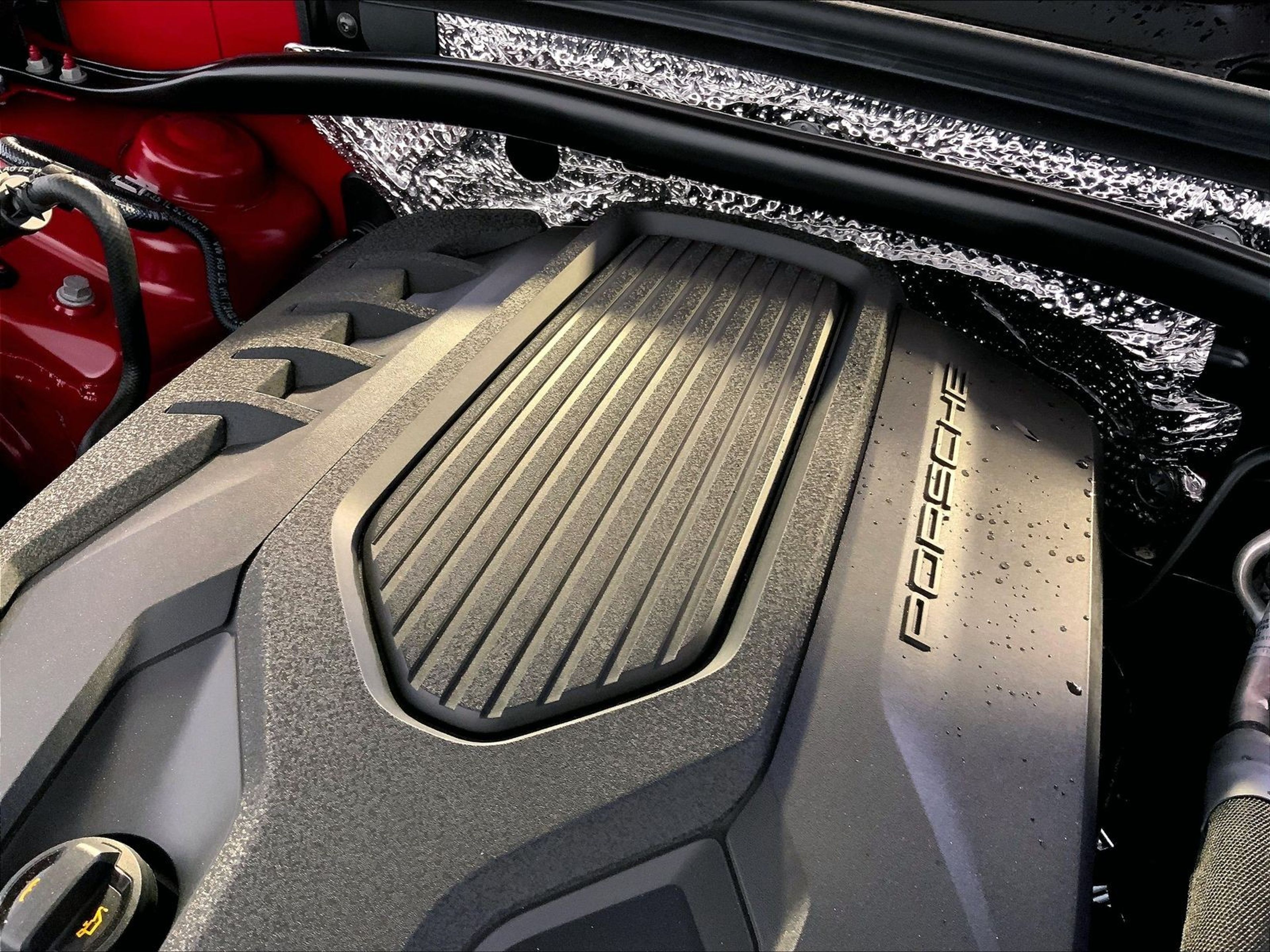 2025 Porsche Macan T - Photo 22