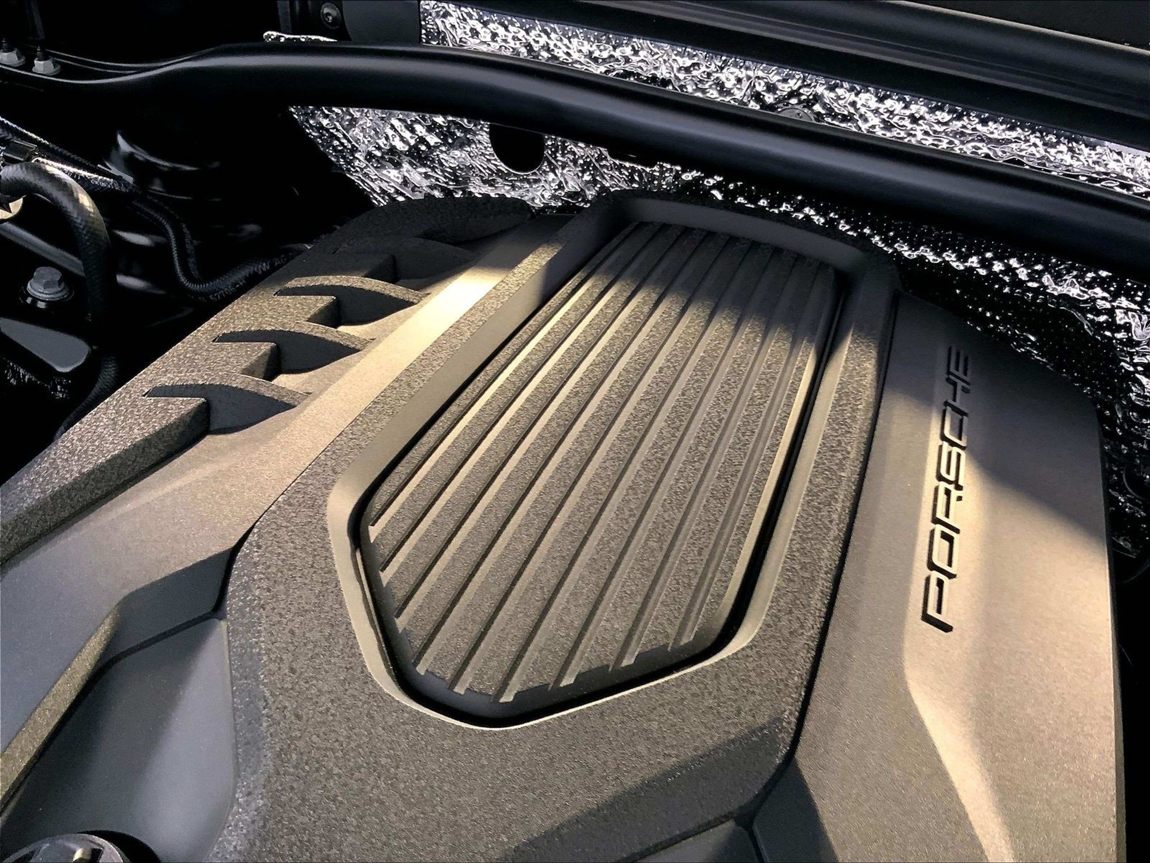 2025 Porsche Macan - Photo 22