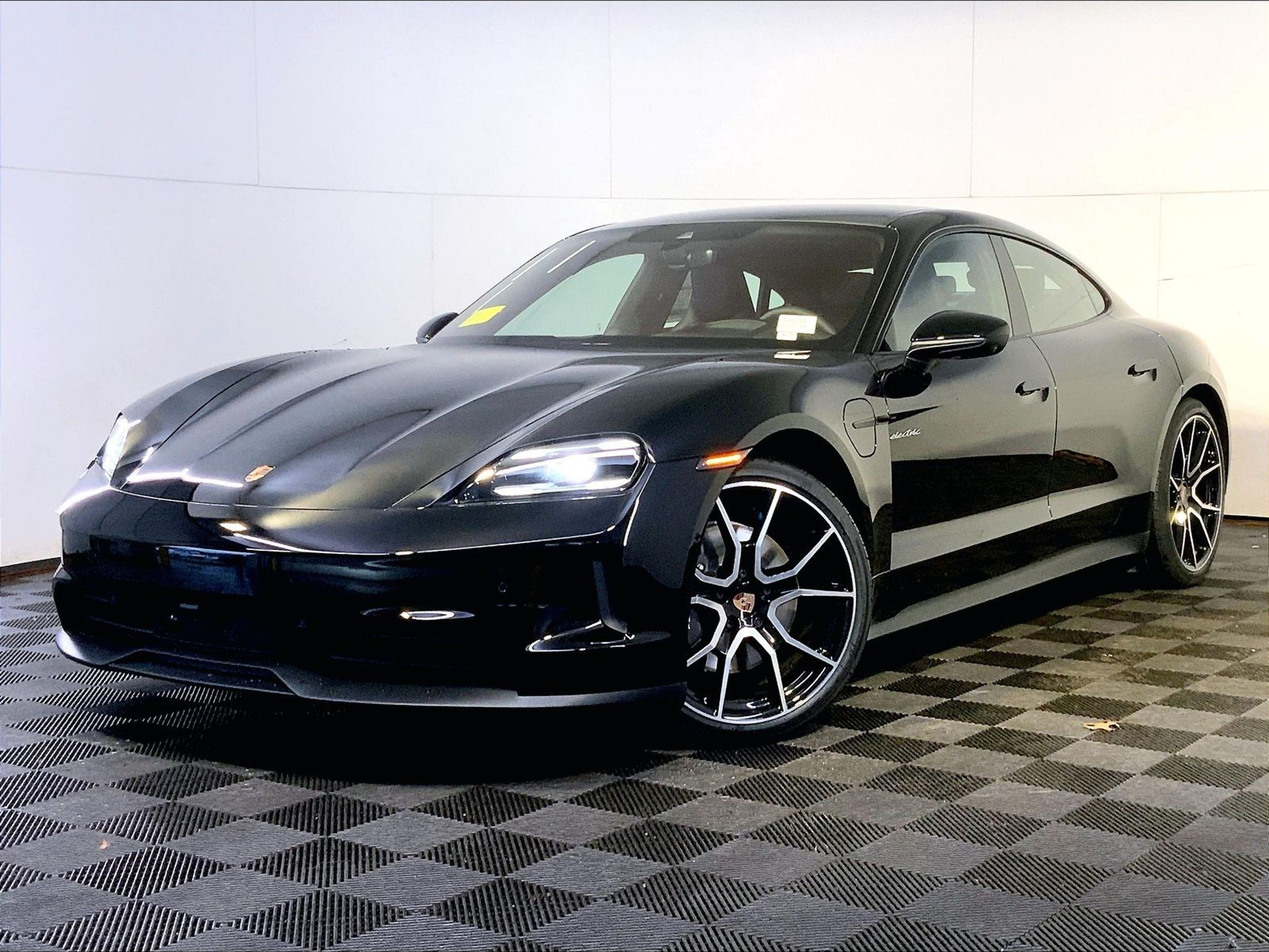2026 Porsche Taycan