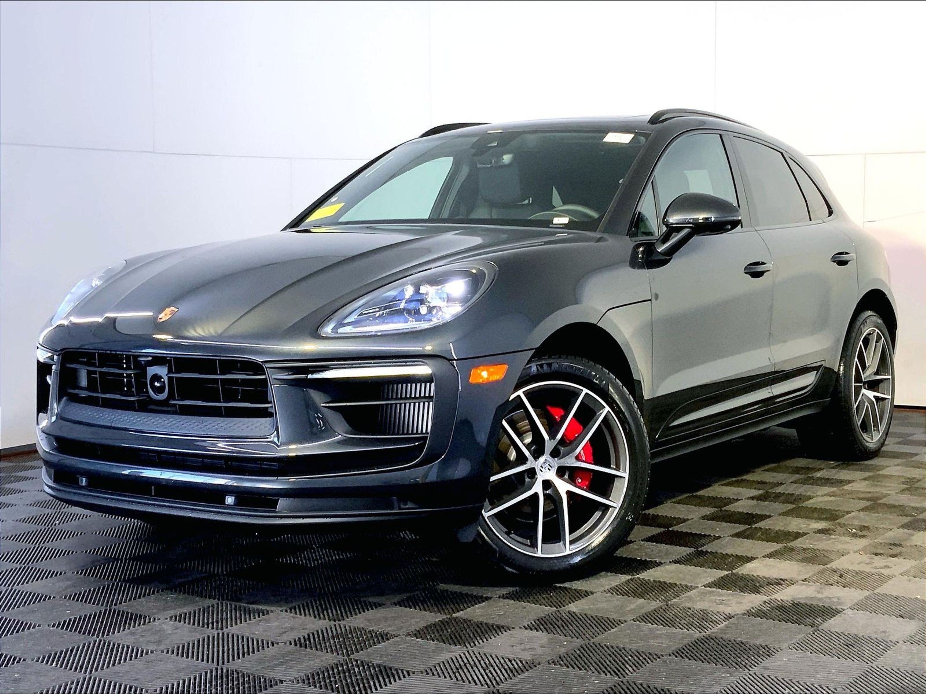 2026 Porsche Macan S