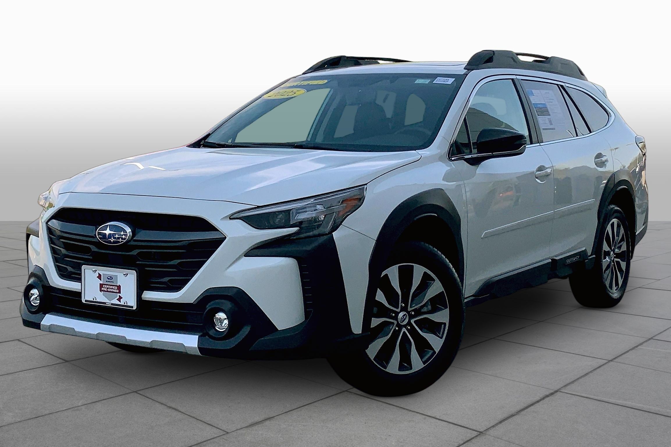2025 Subaru Outback Limited's photo