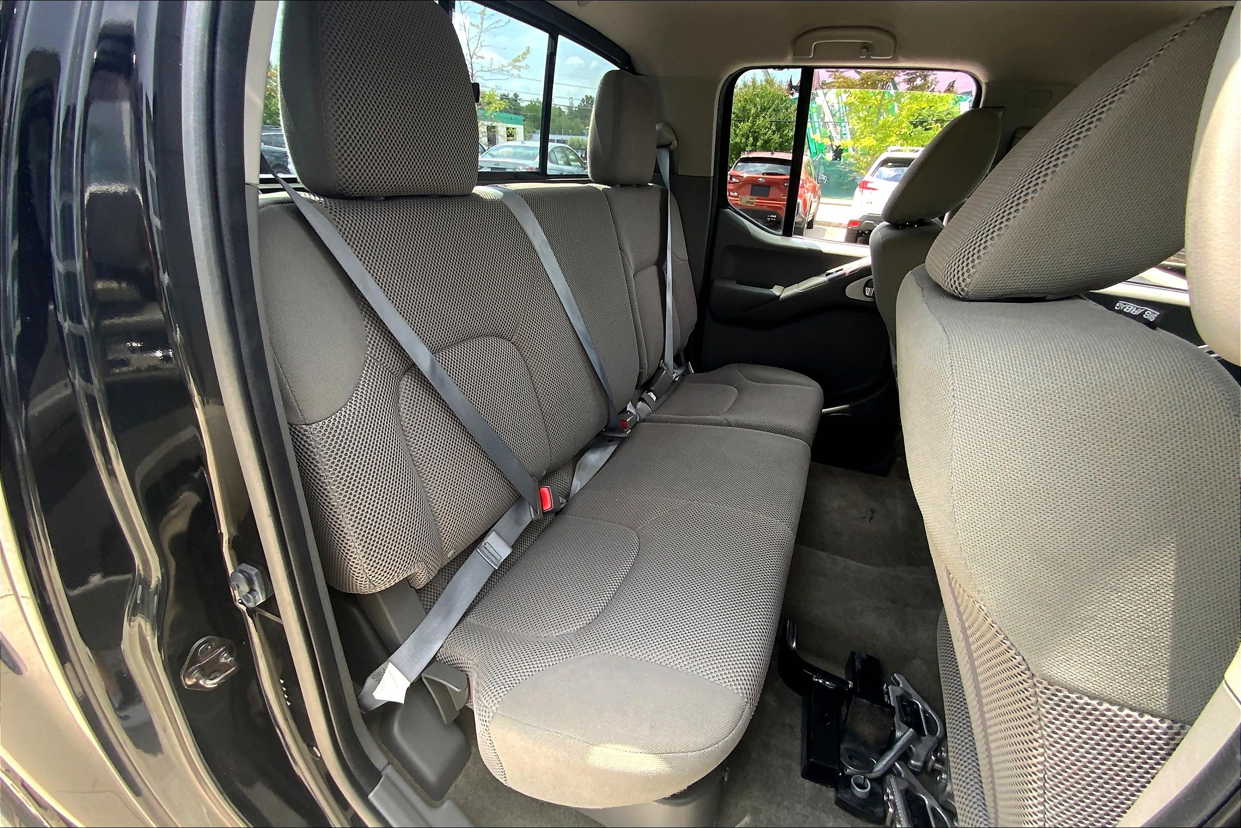 Frontier Crew Cab SV