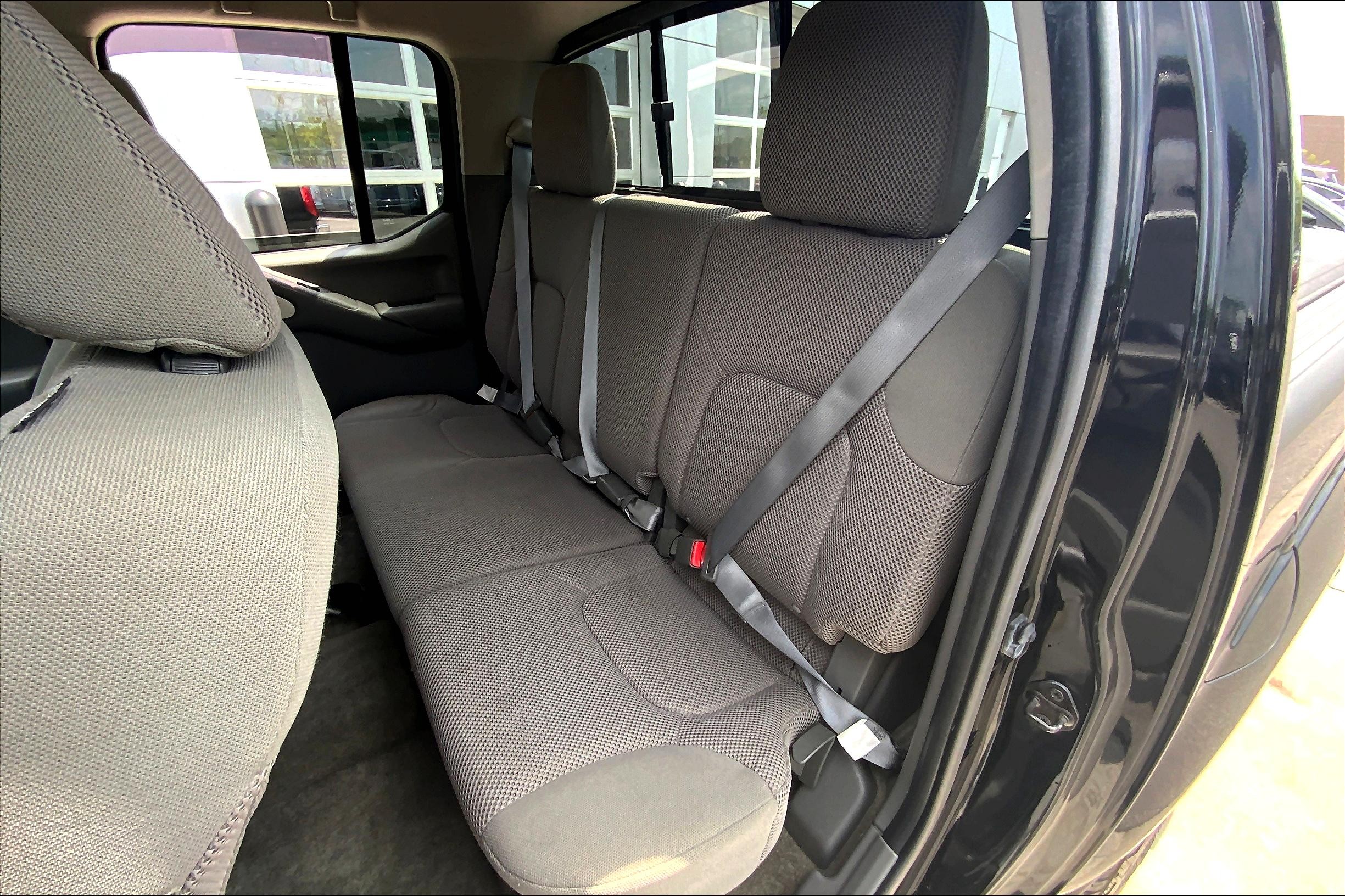 Frontier Crew Cab SV