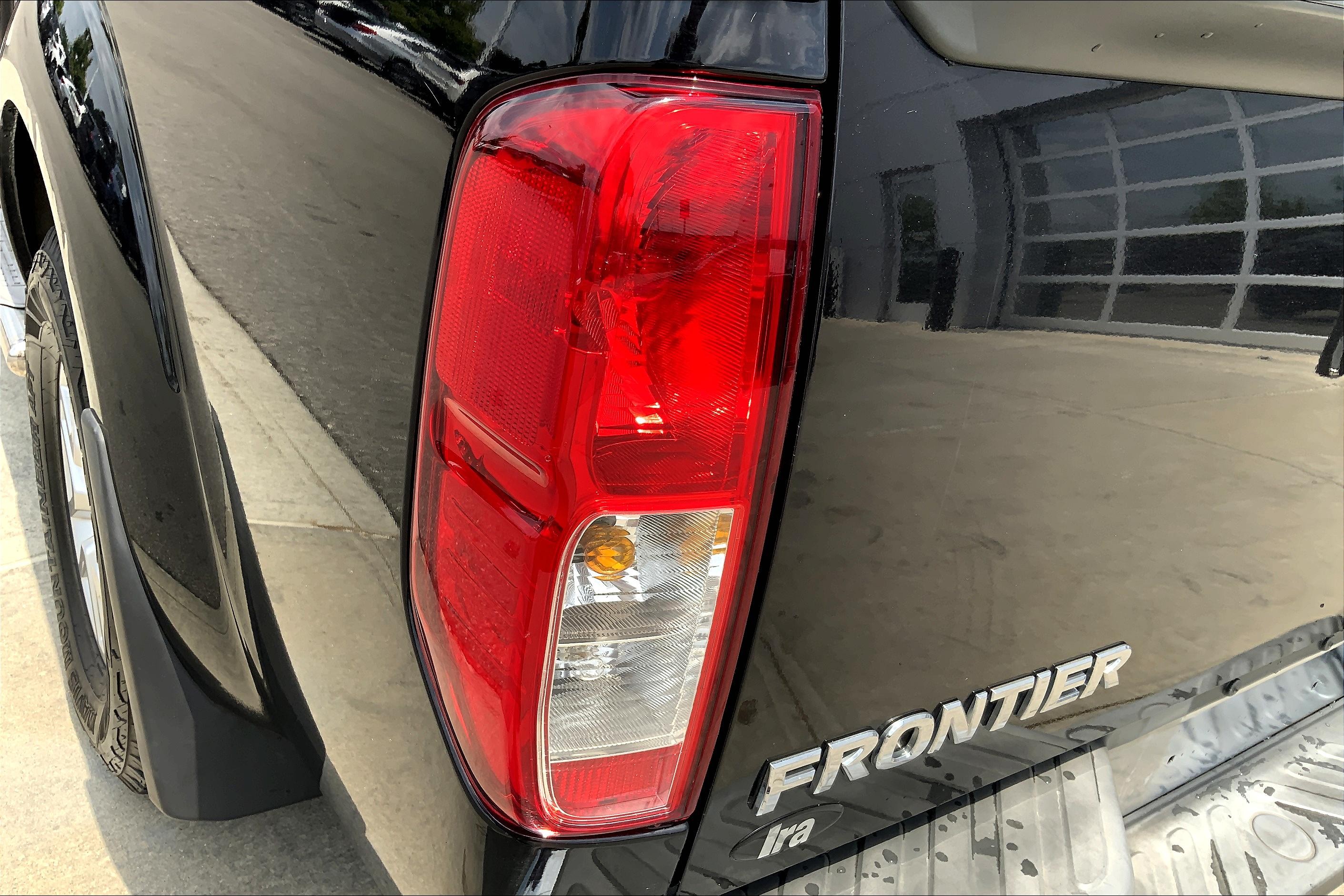 Frontier Crew Cab SV
