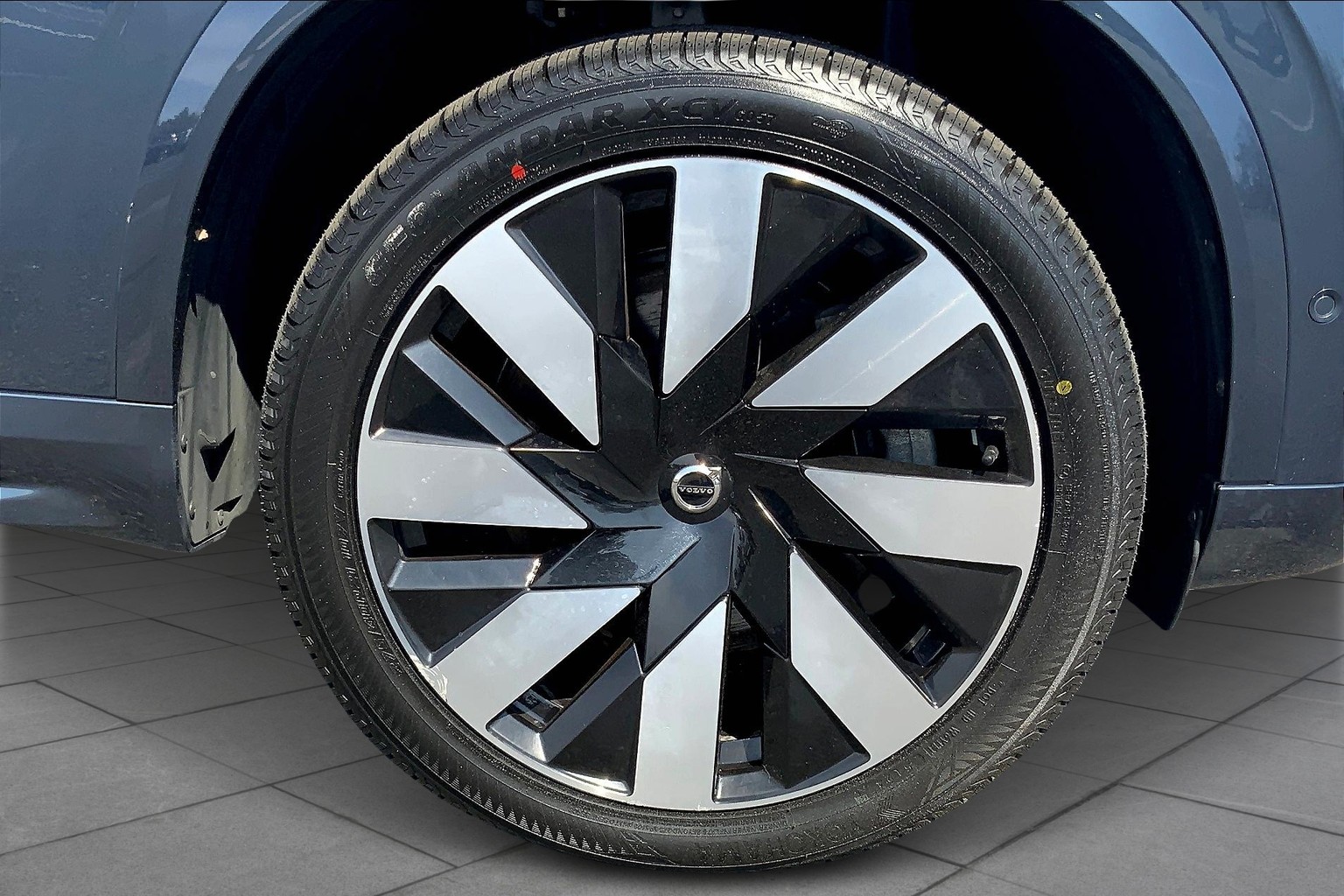 XC90 Plug-In Hybrid T8 Recharge Ultimate Bright Theme 7 Passenger
