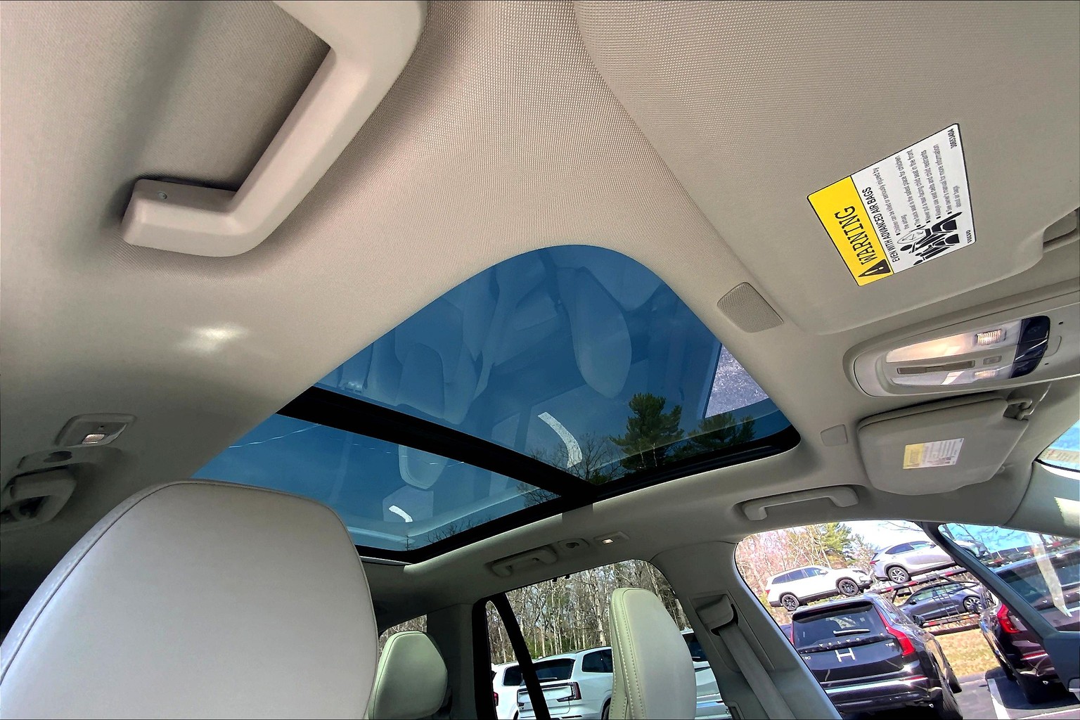 XC90 Plug-In Hybrid T8 Recharge Ultimate Bright Theme 7 Passenger