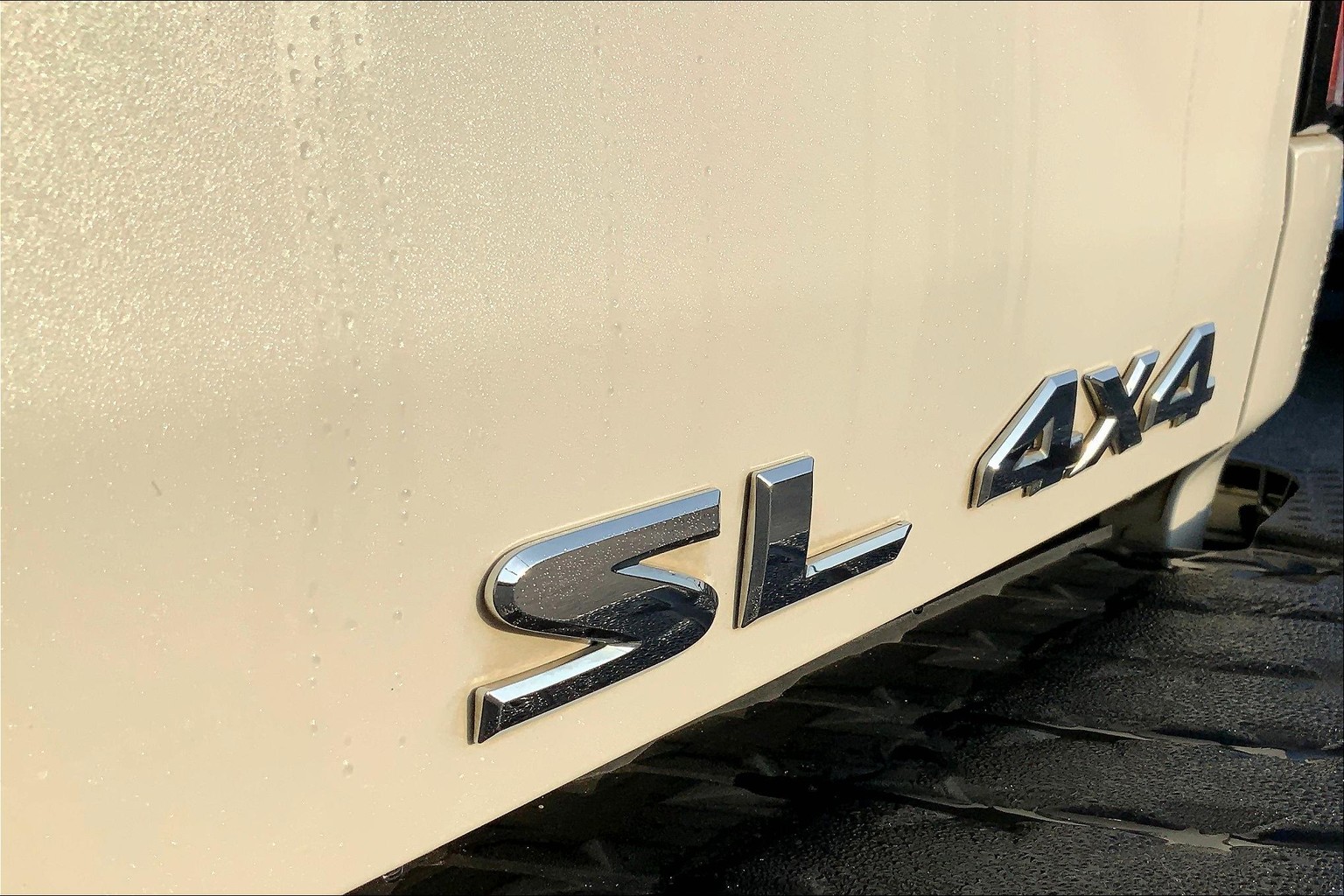 Titan Crew Cab SL