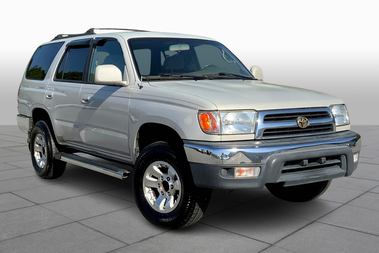 Used 2000 Toyota 4Runner SR5 with VIN JT3GN86R6Y0149436 for sale in Minneapolis, MN