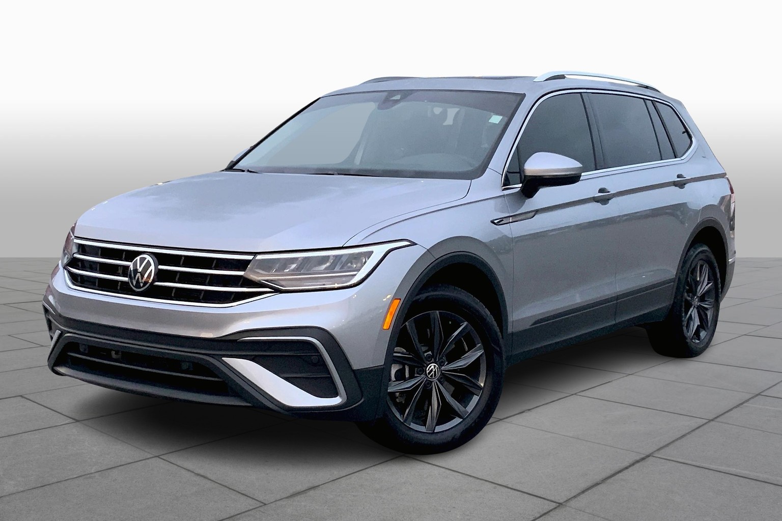 Tiguan SE