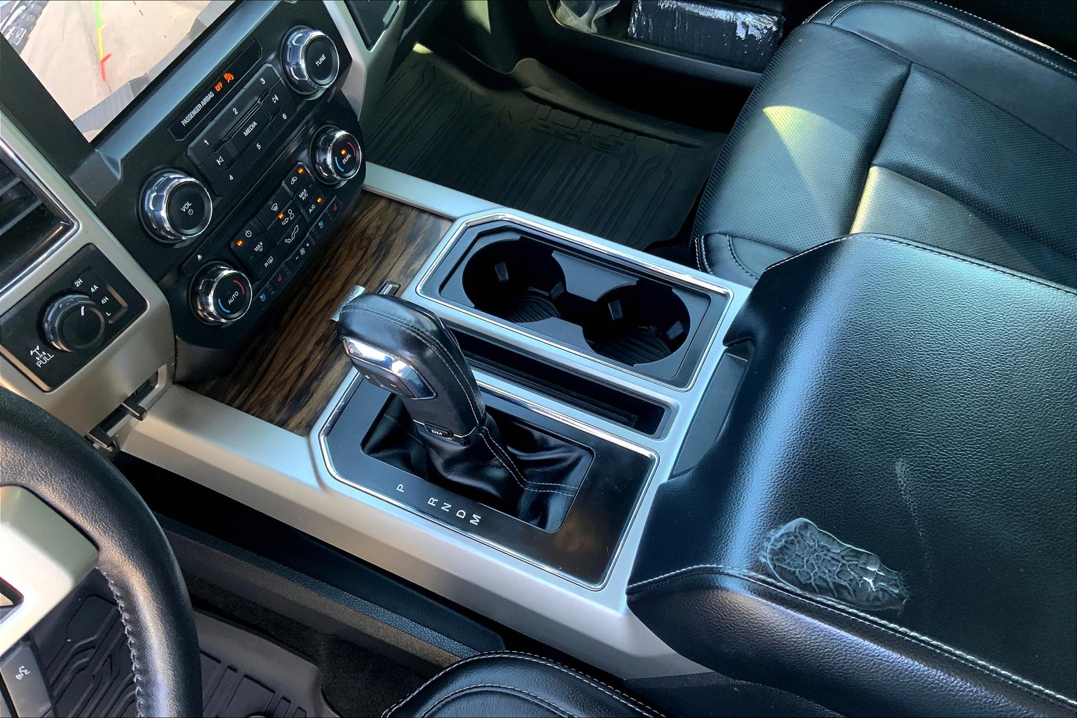 F-150 SuperCrew Lariat
