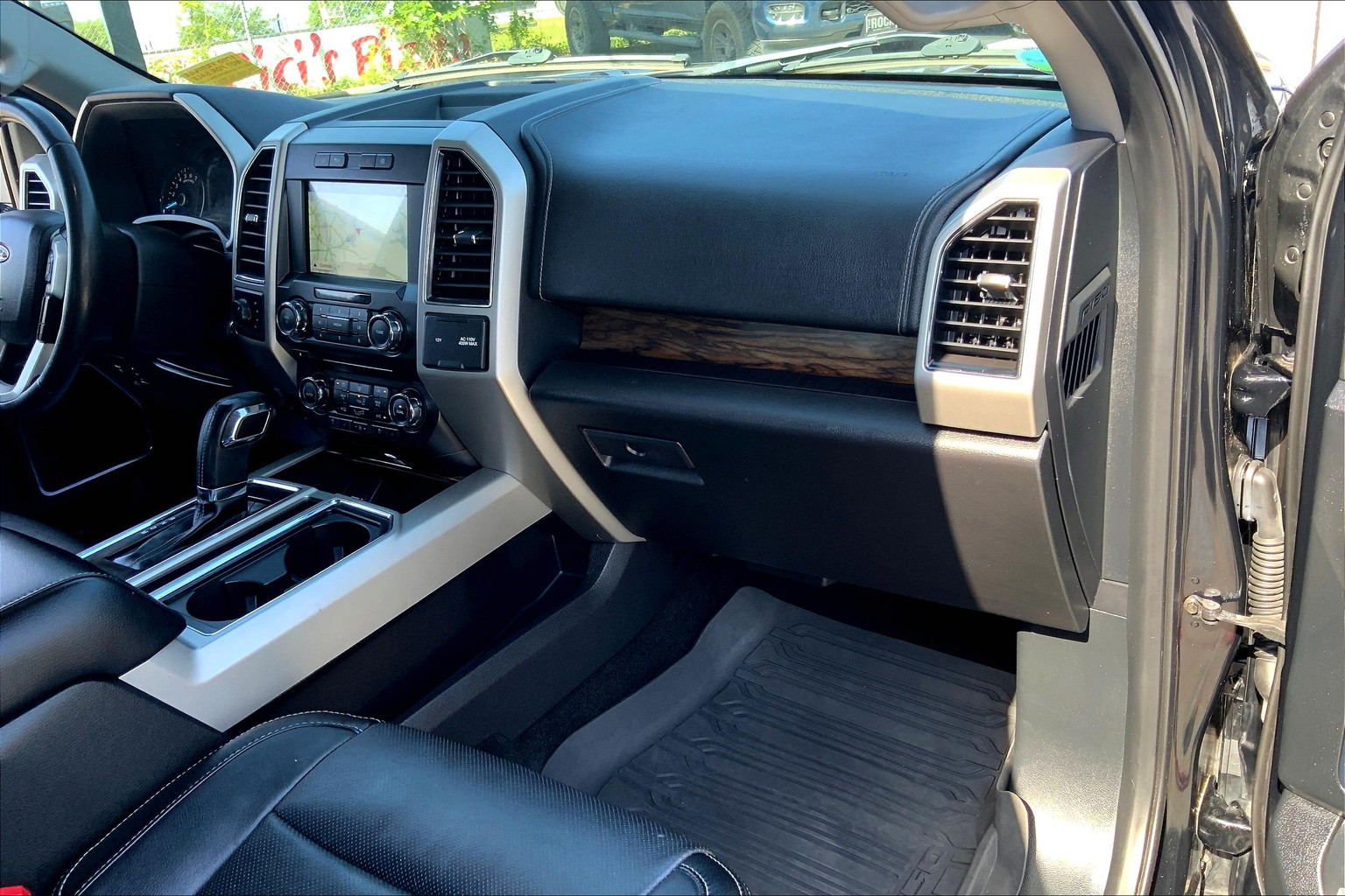 F-150 SuperCrew Lariat