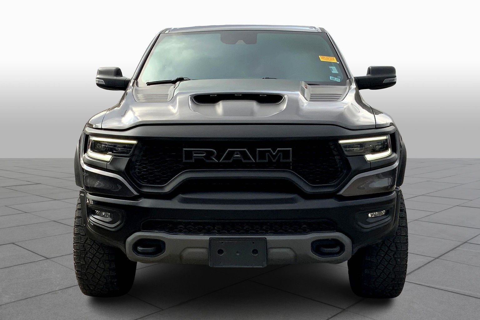 1500 TRX
