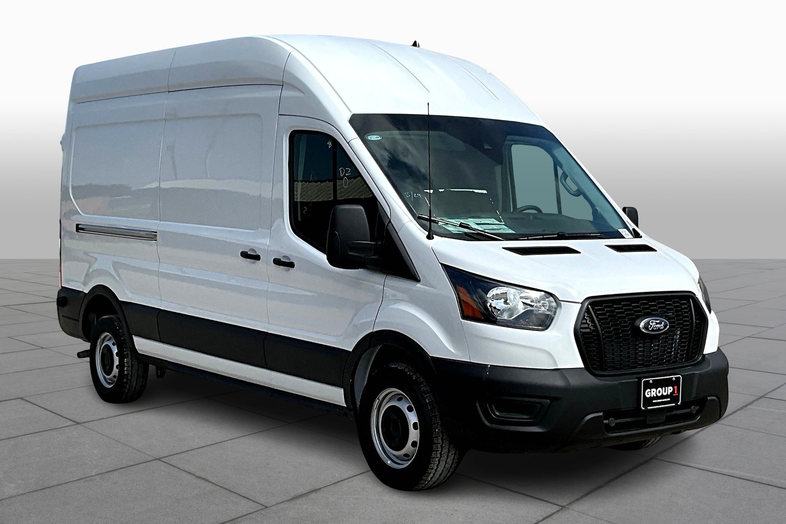 Transit Van 250 High Roof w/148-inch WB