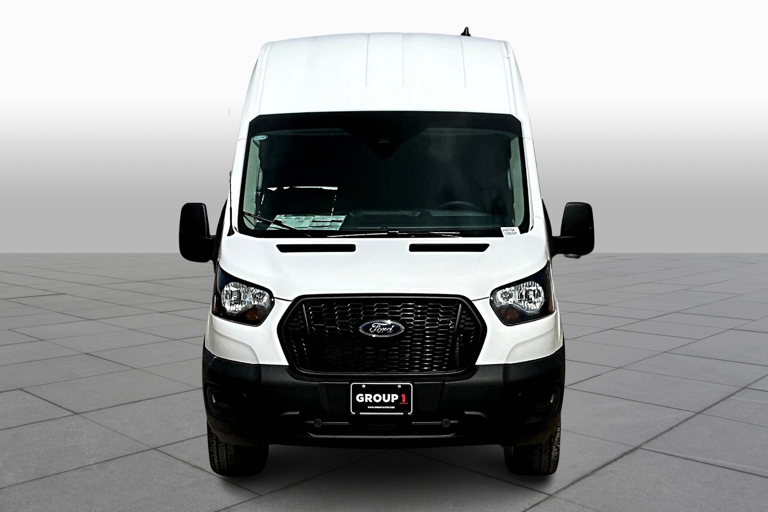 Transit Van 250 High Roof w/148-inch WB